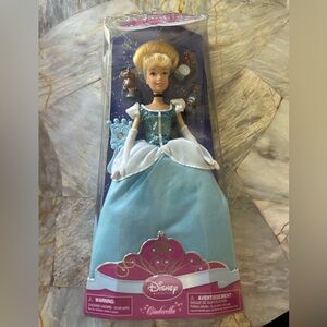 Disney Cinderella Doll in Sparkling Teal Gown